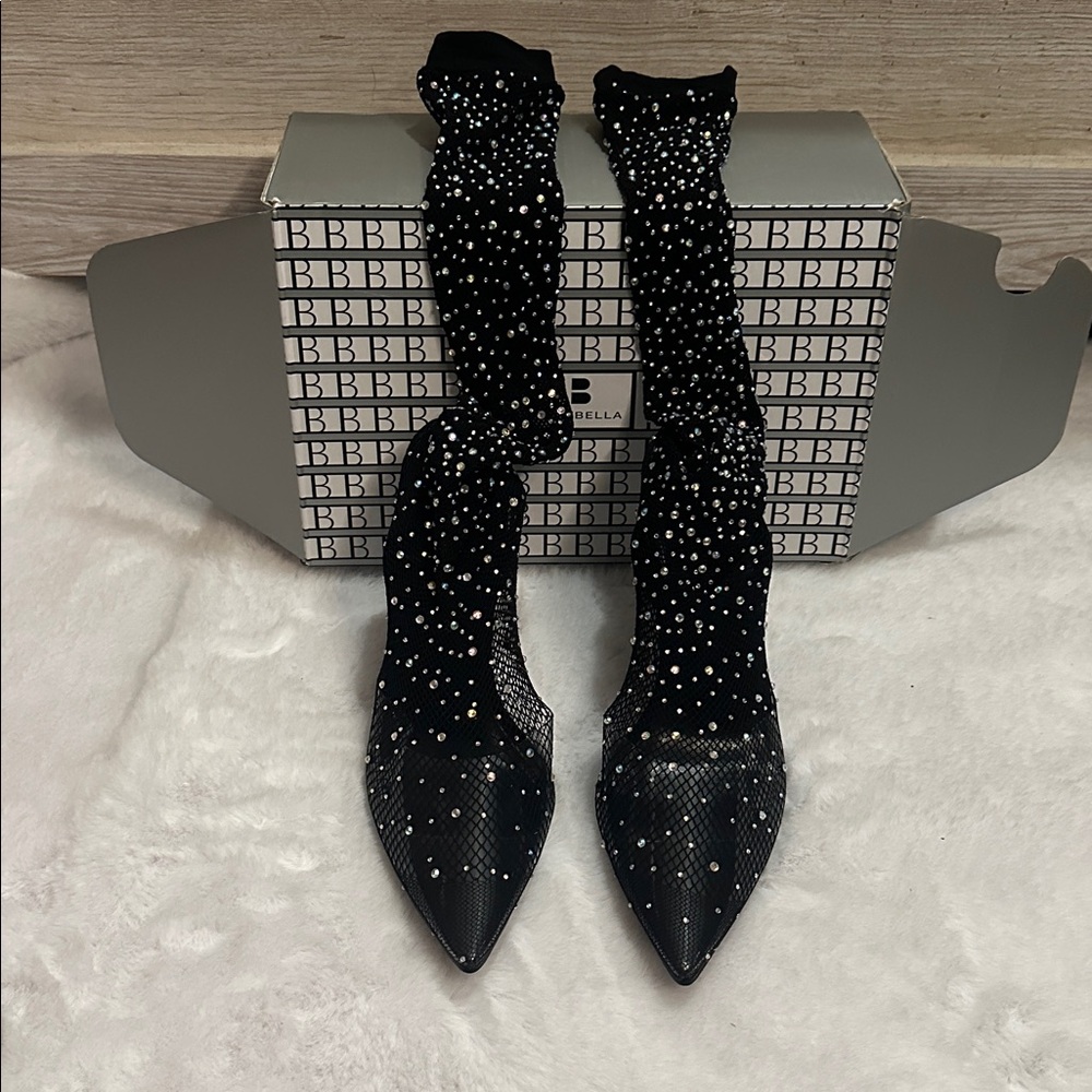 Black Women's Shoes with multicolored Accents